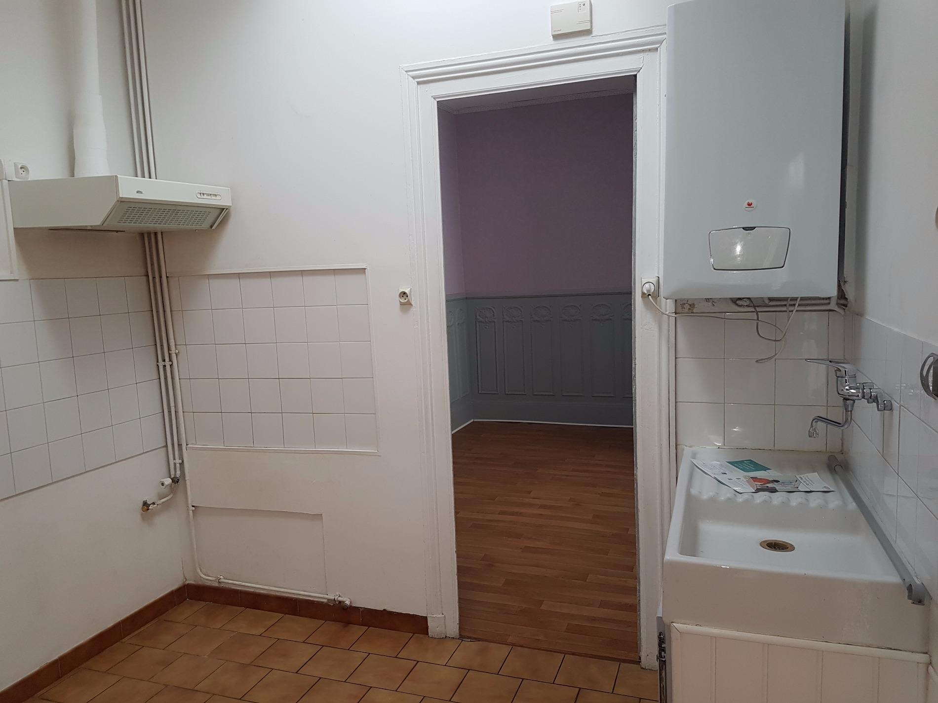 Maison à vendre à Rochefort, 77,76 m², 3 pièces – photo 2 sur 7